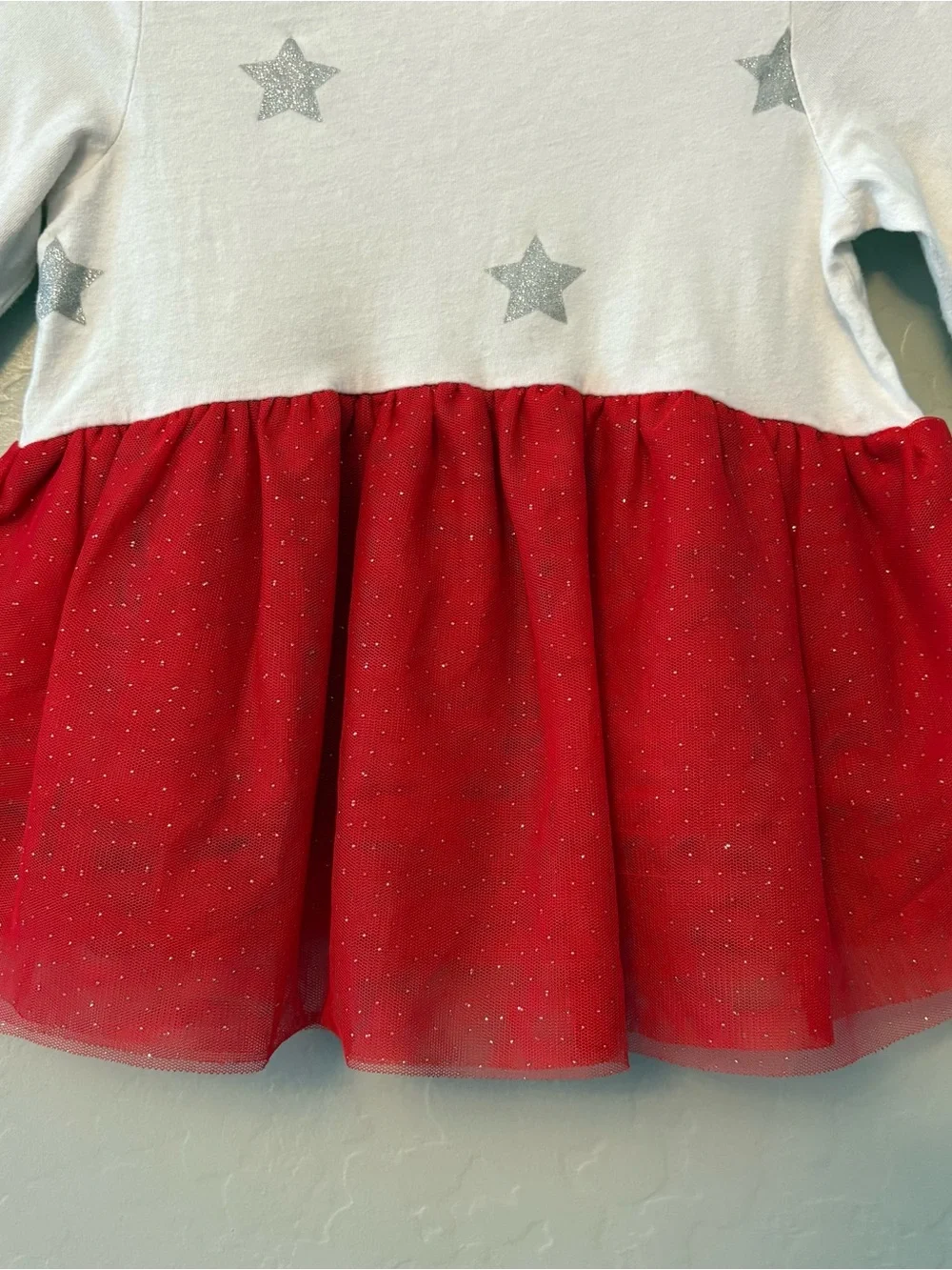 Baby gap white silver and red star print peplum top with tulle size 5